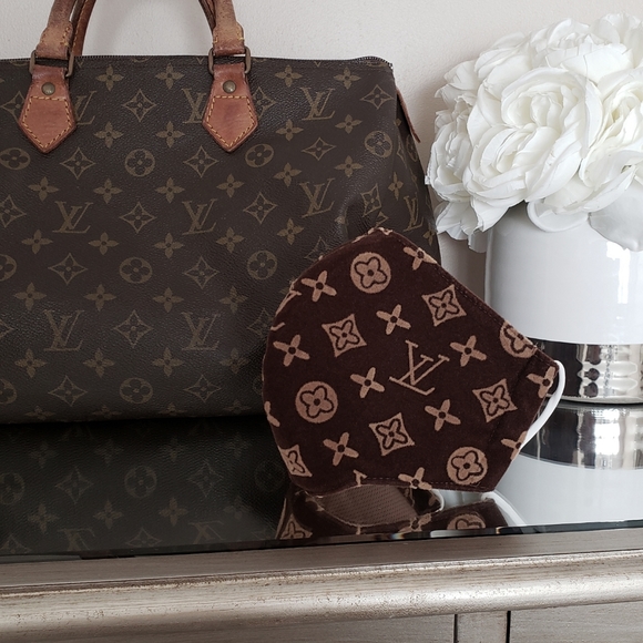 Designer Face Mask 🤎 - Picture 5 of 5